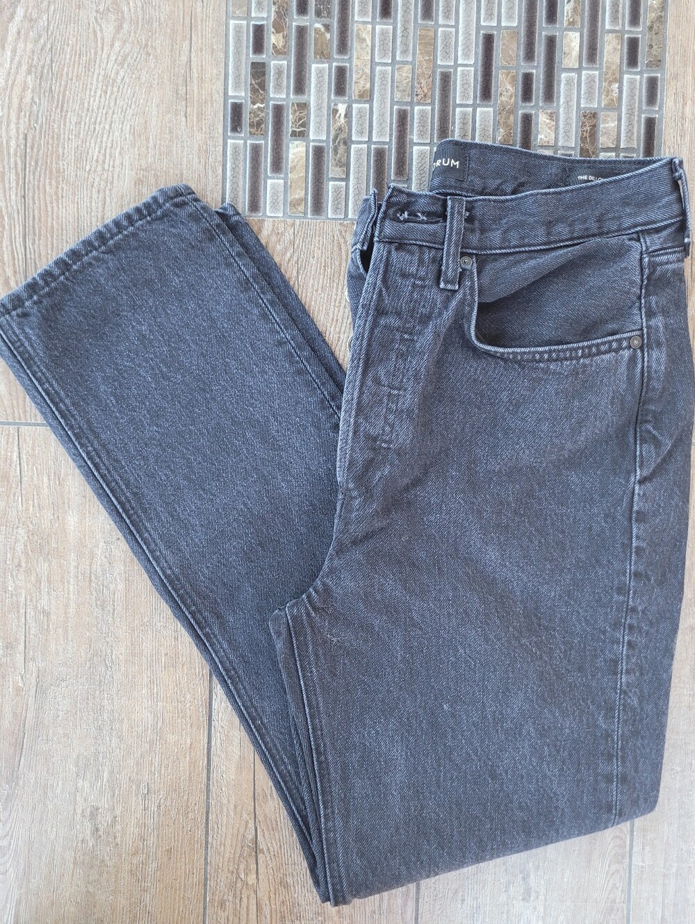 Aritzia Denim Forum Dillon High Rise Slim Washed Black Jeans 28L Size 29